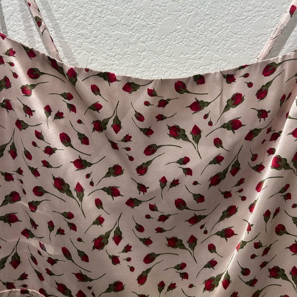 Reformation Mini Dress Kosta Silk size 6 Marion Red Rose Floral Print HOST PICK🎉 - Picture 6 of 9